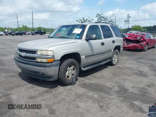 2006 Chevrolet Tahoe LS z VIN 1GNEC13V86R135510, wystawiony jako IAAI lot #42123092 z przebiegiem 370 153 mil mil oraz . Historia ofert i sprzedaży dostępna na DreamBid. Obrazek 17.