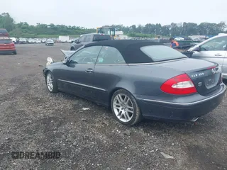 2009 Mercedes-Benz CLK 350 with VIN WDBTK56F79T101806, listed as a IAAI auction lot 42531146 with 188,960 mi miles and . Bid and sale history available at DreamBid. Image 3.