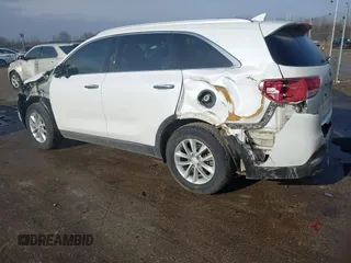 2018 Kia Sorento LX with VIN 5XYPG4A3XJG419446, listed as a IAAI auction lot 41696265 with 96,233 mi miles. Bid and sale history available at carsss.com. Image 3.