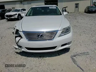 2012 Lexus LS 460 z VIN JTHCL5EF1C5014428, wystawiony jako Copart lot #60993515 z przebiegiem 110 429 mil mil oraz Szkoda całkowita • Salvage title. Historia ofert i sprzedaży dostępna na DreamBid. Obrazek 14.