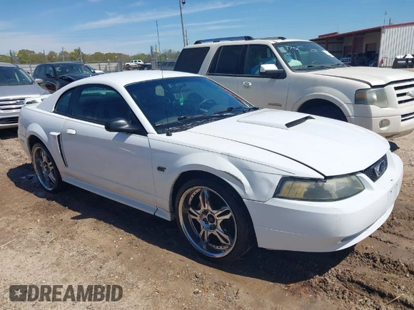 2002 Ford Mustang GT Deluxe with VIN 1FAFP42X22F128673, listed as a IAAI auction lot 41897080 with 137,379 mi miles. Bid and sale history available at carsss.com. Image 1.