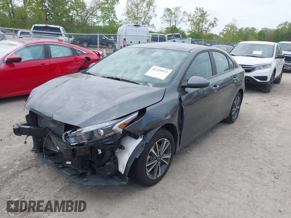 2024 Kia Forte LXS z VIN 3KPF24AD8RE754569, wystawiony jako IAAI lot #42220973 z przebiegiem 36 854 mil mil oraz . Historia ofert i sprzedaży dostępna na DreamBid. Obrazek 17.