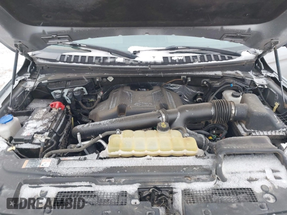 2020 Ford Expedition XLT z VIN 1FMJU1JTXLEA56148, wystawiony jako IAAI lot #41602849 z przebiegiem 133 596 mil mil oraz . Historia ofert i sprzedaży dostępna na DreamBid. Obrazek 10.