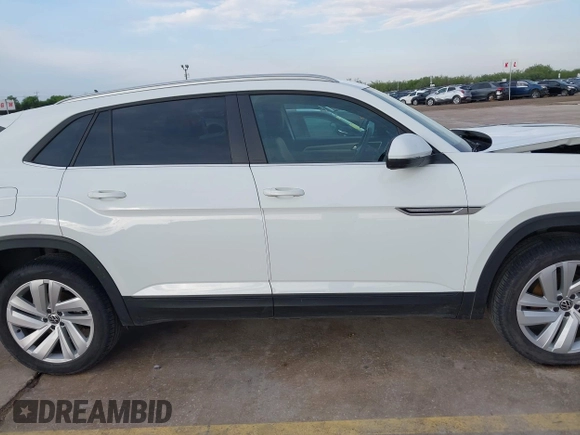 2021 Volkswagen Atlas SE with VIN 1V2JE2CA4MC232349, listed as a IAAI auction lot 42315381 with 32,755 mi miles and . Bid and sale history available at DreamBid. Image 13.