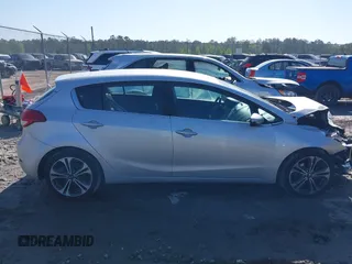 2016 Kia Forte EX with VIN KNAFX5A89G5627605, listed as a IAAI auction lot 42022725 with 87,712 mi miles and . Bid and sale history available at carsss.com. Image 13.