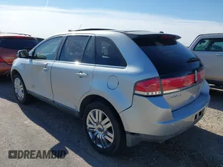 2010 Lincoln MKX with VIN 2LMDJ6JC9ABJ00706, listed as a IAAI auction lot 42043882 with 182,002 mi miles. Bid and sale history available at carsss.com. Image 3.