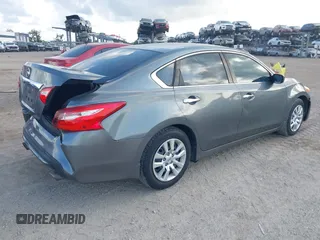 2017 Nissan Altima S z VIN 1N4AL3APXHN322044, wystawiony jako IAAI lot #42238594 z przebiegiem 97 744 mil mil oraz . Historia ofert i sprzedaży dostępna na DreamBid. Obrazek 4.
