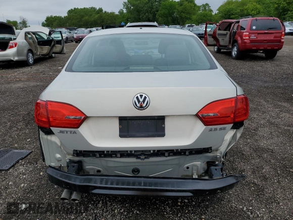 2012 Volkswagen Jetta SE with VIN 3VWDP7AJ8CM302938, listed as a Copart auction lot 57828475 with 127,174 mi miles and Clean title. Bid and sale history available at DreamBid. Image 6.