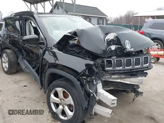 2018 Jeep Compass Altitude with VIN 3C4NJDBB0JT350175, listed as a IAAI auction lot 41544527 with 95,998 mi miles and . Bid and sale history available at carsss.com. Image 19.