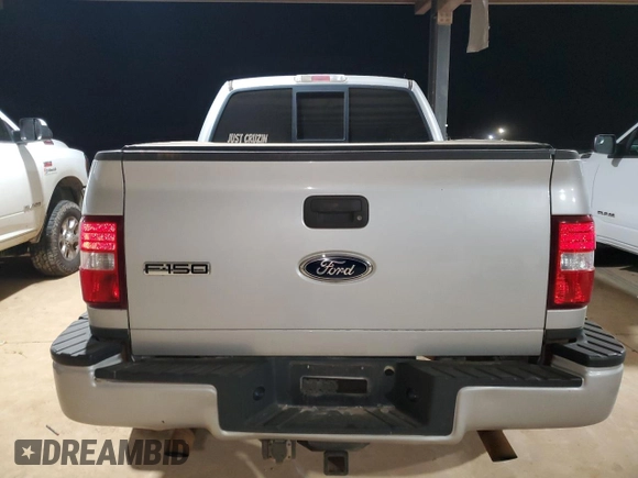 2005 Ford F-150 STX z VIN 1FTRF04W05KC85556, wystawiony jako Copart lot #83096844 z przebiegiem 190 436 mil mil oraz Szkoda całkowita • Salvage title. Historia ofert i sprzedaży dostępna na DreamBid. Obrazek 10.