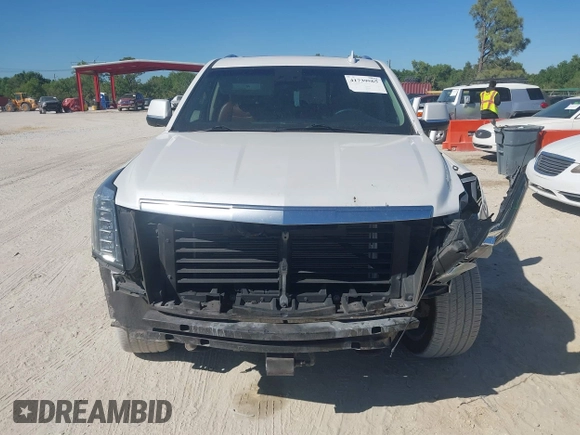 2018 Cadillac Escalade ESV Premium Luxury z VIN 1GYS3JKJ9JR167878, wystawiony jako IAAI lot #41739565 z przebiegiem 158 230 mil mil oraz . Historia ofert i sprzedaży dostępna na DreamBid. Obrazek 12.