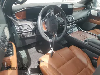 2020 Lincoln Navigator Reserve z VIN 5LMJJ2LT5LEL03276, wystawiony jako Copart lot #76548834 z przebiegiem 23 646 mil mil oraz Nie do naprawy • Non repairable. Historia ofert i sprzedaży dostępna na DreamBid. Obrazek 8.