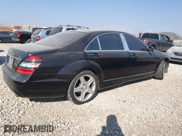 2008 Mercedes-Benz S 550 with VIN WDDNG71X88A197257, listed as a Copart auction lot 49098495 with 182,514 mi miles and Salvage Title. Bid and sale history available at DreamBid. Image 3.