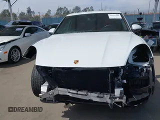 2019 Porsche Cayenne z VIN WP1AA2AY3KDA14678, wystawiony jako IAAI lot #42289286 z przebiegiem 46 015 mil mil oraz . Historia ofert i sprzedaży dostępna na DreamBid. Obrazek 6.