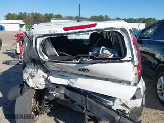2016 Kia Soul with VIN KNDJN2A28G7301652, listed as a IAAI auction lot 41737139 with 1 mi miles. Bid and sale history available at carsss.com. Image 15.