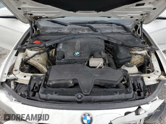 2015 BMW 3 Series 320i xDrive with VIN WBA3C3C54FP663971, listed as a Copart auction lot 45174765 with 158,500 mi miles and Salvage Title. Bid and sale history available at carsss.com. Image 11.