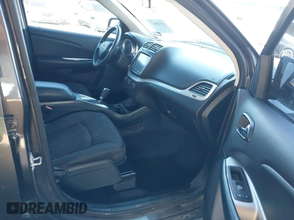 2018 Dodge Journey SXT with VIN 3C4PDCBB6JT311083, listed as a IAAI auction lot 41920927 with Not provided miles and . Bid and sale history available at DreamBid. Image 5.