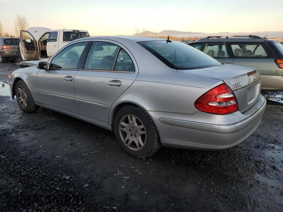 2003 Mercedes-Benz E 320 with VIN WDBUF65J53A367185, listed as a Copart auction lot 41401485 with 138,016 mi miles and Salvage Title. Bid and sale history available at carsss.com. Image 2.