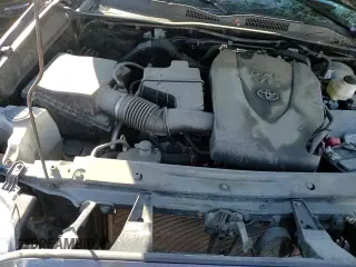 2023 Toyota Tacoma SR z VIN 3TMCZ5AN1PM549871, wystawiony jako Copart lot #86718625 z przebiegiem 34 549 mil mil oraz Szkoda całkowita • Salvage title. Historia ofert i sprzedaży dostępna na DreamBid. Obrazek 14.