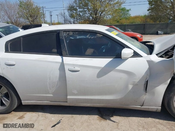 2016 Dodge Charger SXT with VIN 2C3CDXHG0GH332848, listed as a IAAI auction lot 41820072 with 123,626 mi miles. Bid and sale history available at carsss.com. Image 12.