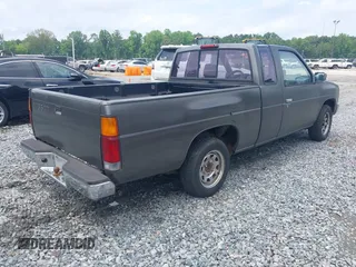 1995 Nissan Frontier XE with VIN 1N6SD16S9SC447310, listed as a IAAI auction lot 42367096 with 298,275 mi miles and . Bid and sale history available at DreamBid. Image 4.