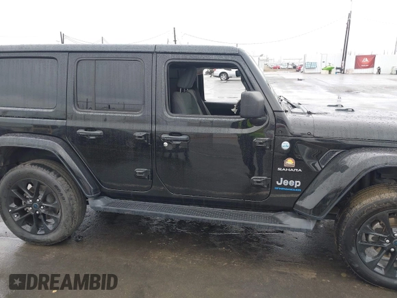 2024 Jeep Wrangler Sahara with VIN 1C4RJXP63RW148483, listed as a IAAI auction lot 41906879 with 32,509 mi miles and . Bid and sale history available at DreamBid. Image 14.