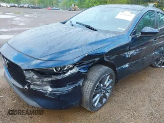 2020 Mazda 3 z VIN JM1BPALM1L1158967, wystawiony jako IAAI lot #42196832 z przebiegiem 43 519 mil mil oraz . Historia ofert i sprzedaży dostępna na DreamBid. Obrazek 6.