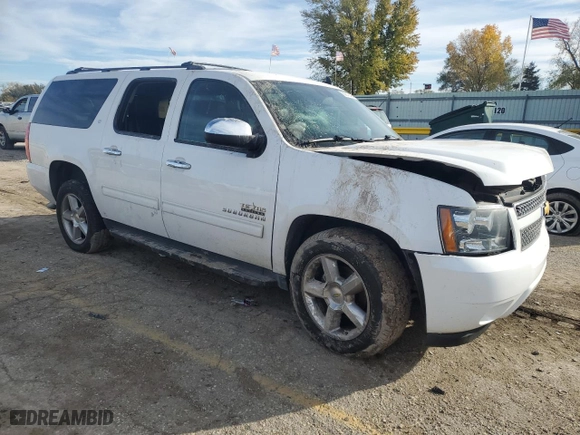 2013 Chevrolet Suburban LT with VIN 1GNSCJE0XDR361209, listed as a Copart auction lot 80672494 with 187,563 mi miles and Salvage Title. Bid and sale history available at carsss.com. Image 4.