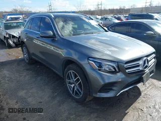 2019 Mercedes-Benz GLC 300 z VIN WDC0G4KBXK1000225, wystawiony jako IAAI lot #41590727 z przebiegiem 94 102 mil mil oraz . Historia ofert i sprzedaży dostępna na DreamBid. Obrazek 1.
