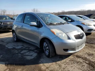 2007 Toyota Yaris with VIN JTDJT923975057611, listed as a Copart auction lot 45407175 with 106,473 mi miles and Clean Title. Bid and sale history available at carsss.com. Image 4.