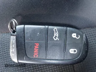 2011 Dodge Charger SE z VIN 2B3CL3CG5BH608062, wystawiony jako IAAI lot #42547136 z przebiegiem Nie podano mil oraz . Historia ofert i sprzedaży dostępna na DreamBid. Obrazek 11.