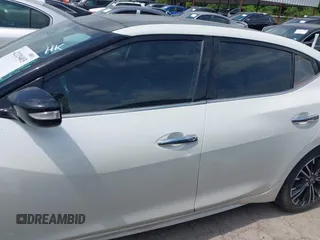 2019 Nissan Maxima SV with VIN 1N4AA6AVXKC370667, listed as a IAAI auction lot 42129403 with 79,471 mi miles and . Bid and sale history available at DreamBid. Image 14.