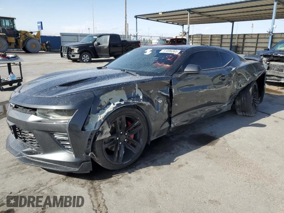 2016 Chevrolet Camaro 1SS z VIN 1G1FF1R74G0132583, wystawiony jako Copart lot #51896365 z przebiegiem 36 290 mil mil oraz Szkoda całkowita • Salvage title. Historia ofert i sprzedaży dostępna na DreamBid. Obrazek 1.
