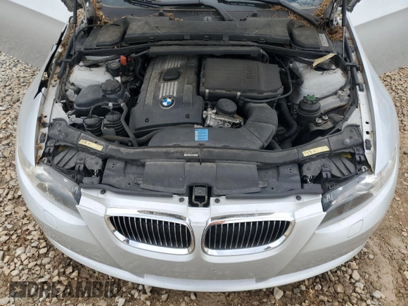 2009 BMW 3 Series 335i z VIN WBAWB73519P044563, wystawiony jako Copart lot #56112405 z przebiegiem 114 219 mil mil oraz Szkoda całkowita • Salvage title. Historia ofert i sprzedaży dostępna na DreamBid. Obrazek 11.