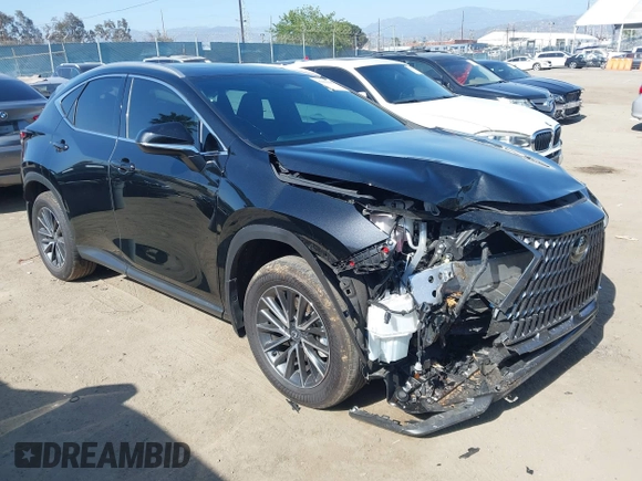 2025 Lexus NX 350h z VIN 2T2AKCEZ5SC035967, wystawiony jako IAAI lot #42301335 z przebiegiem 29 027 mil mil oraz . Historia ofert i sprzedaży dostępna na DreamBid. Obrazek 1.