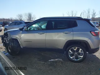 2018 Jeep Compass Limited z VIN 3C4NJDCB3JT373917, wystawiony jako IAAI lot #41628459 z przebiegiem 101 275 mil mil oraz . Historia ofert i sprzedaży dostępna na DreamBid. Obrazek 14.