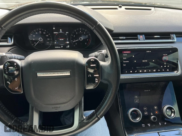 2018 Land Rover Range Rover Velar with VIN SALYA2RXXJA752398, listed as a Copart auction lot 80430374 with 135,349 mi miles and Clean Title. Bid and sale history available at carsss.com. Image 7.