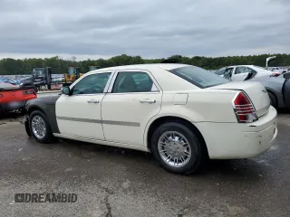 2007 Chrysler 300 with VIN 2C3KA43R37H792291, listed as a Copart auction lot 71412514 with 140,171 mi miles and Salvage Title. Bid and sale history available at carsss.com. Image 2.