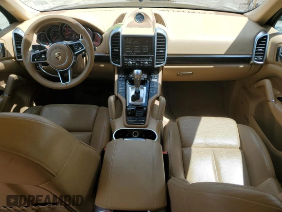 2016 Porsche Cayenne z VIN WP1AA2A22GKA11334, wystawiony jako Copart lot #55961845 z przebiegiem 73 174 mil mil oraz Szkoda całkowita • Salvage title. Historia ofert i sprzedaży dostępna na DreamBid. Obrazek 8.