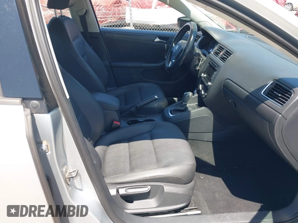 2012 Volkswagen Jetta SE with VIN 3VWDP7AJ8CM465069, listed as a IAAI auction lot 42202597 with 106,963 mi miles and . Bid and sale history available at DreamBid. Image 5.