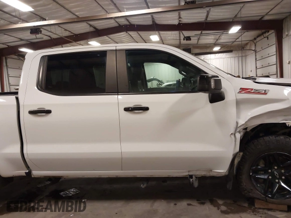 2021 Chevrolet Silverado 1500 LT Trail Boss with VIN 1GCPYFEL2MZ177616, listed as a IAAI auction lot 41941422 with 52,180 mi miles and . Bid and sale history available at DreamBid. Image 14.