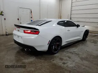 2017 Chevrolet Camaro 1SS with VIN 1G1FE1R78H0182598, listed as a Copart auction lot 50008445 with 48,367 mi miles and Salvage title. Bid and sale history available at DreamBid. Image 3.
