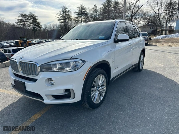 2017 BMW X5 xDrive40e iPerformance with VIN 5UXKT0C33H0V95636, listed as a Copart auction lot 50008195 with 190,665 mi miles and Clean Title. Bid and sale history available at carsss.com. Image 1.