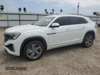 2024 Volkswagen Atlas SEL R-Line z VIN 1V2AE2CA1RC211093, wystawiony jako Copart lot #51462025 z przebiegiem 13 844 mil mil oraz Szkoda całkowita • Salvage title. Historia ofert i sprzedaży dostępna na DreamBid. Obrazek 1.