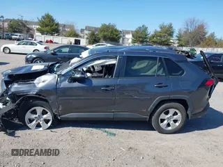 2020 Toyota RAV4 XLE with VIN 2T3P1RFV4LC077779, listed as a IAAI auction lot 41752269 with 55,091 mi miles and . Bid and sale history available at DreamBid. Image 15.