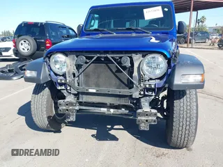 2018 Jeep Wrangler Unlimited Sport z VIN 1C4HJXDGXJW189321, wystawiony jako IAAI lot #42532856 z przebiegiem 46 559 mil mil oraz . Historia ofert i sprzedaży dostępna na DreamBid. Obrazek 6.