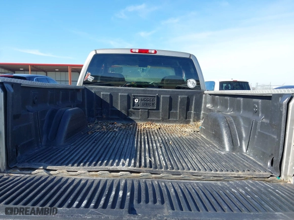 1999 Chevrolet Silverado 1500 LT with VIN 2GCEK19T5X1181582, listed as a IAAI auction lot 41478706 with 175,534 mi miles. Bid and sale history available at carsss.com. Image 18.