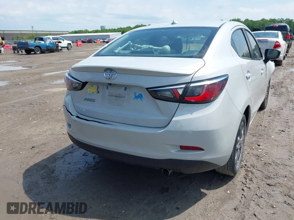 2019 Toyota Yaris L with VIN 3MYDLBYV7KY506813, listed as a IAAI auction lot 42253621 with 114,427 mi miles and . Bid and sale history available at DreamBid. Image 4.
