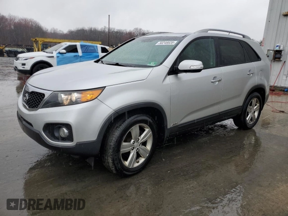 2013 Kia Sorento EX with VIN 5XYKUDA25DG353516, listed as a Copart auction lot 50246635 with 179,441 mi miles and Clean Title. Bid and sale history available at carsss.com. Image 1.