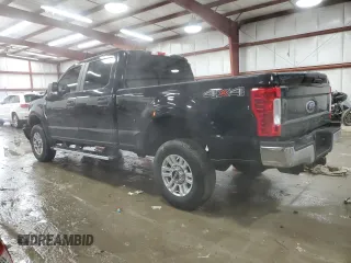 2019 Ford Super Duty F-250 SRW XL with VIN 1FT7W2B63KEG67693, listed as a Copart auction lot 45310795 with 97,367 mi miles and Salvage Title. Bid and sale history available at carsss.com. Image 2.